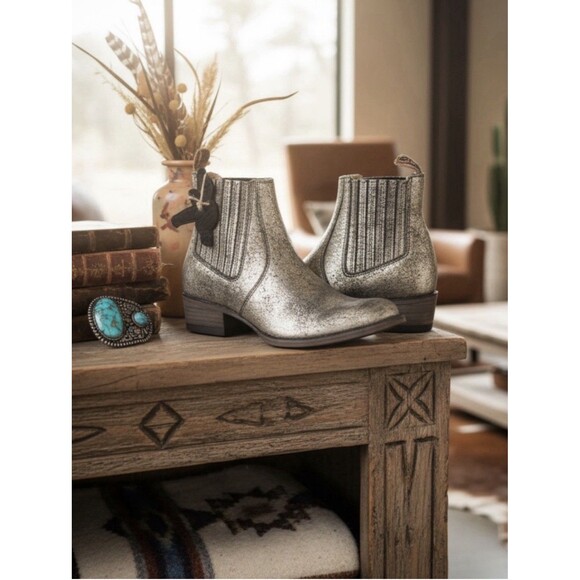 Freebird by Steven Shoes - Freebird by Steven Slamanca Leather Ankle Boots Silver Distressed Sz 7 Rare!!